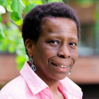  Ola Uduku
